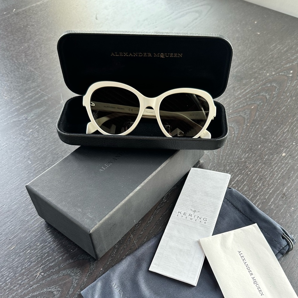 Alexander McQueen white sunglasses cat eye polarized